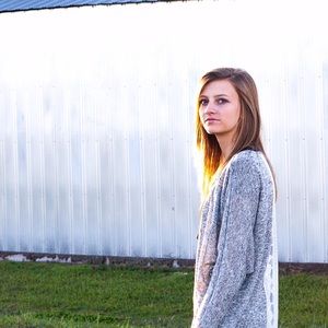 Meet your Posher, Kayla