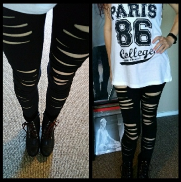 Milky Way Small Black Distressed Leggings - Picture 3 of 3