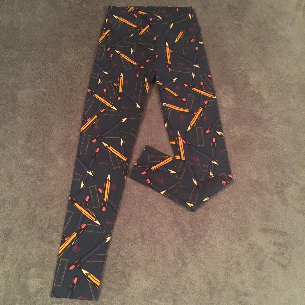 🆕✏️LULAROE✏️ Hard To Find Leggings, OS