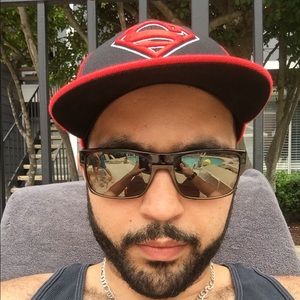 Meet your Posher, Nicholas