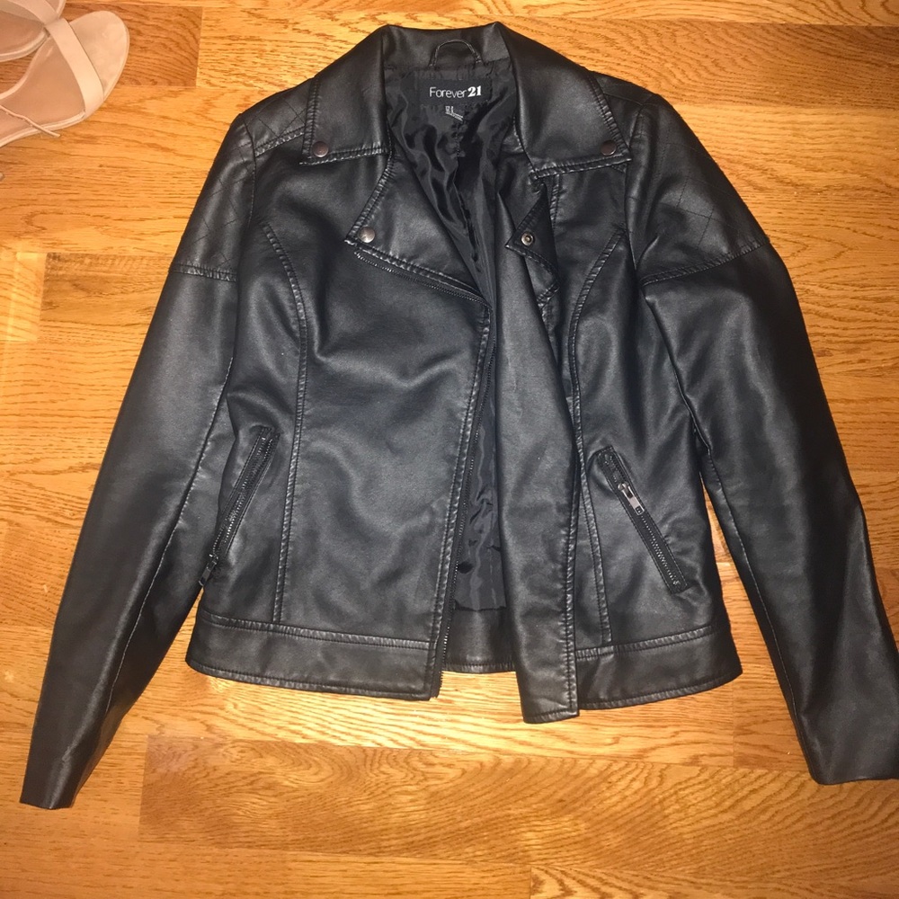 Forever 21 black leather jacket