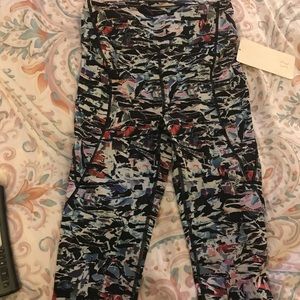 Lululemon Brand new crop pants