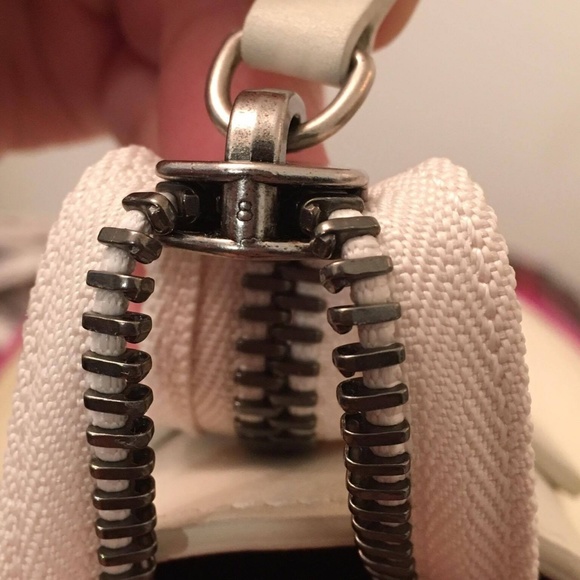 ♦️SOLD!!!♦️ CELINE Smooth Calfskin Micro Luggage - Picture 8 of 8