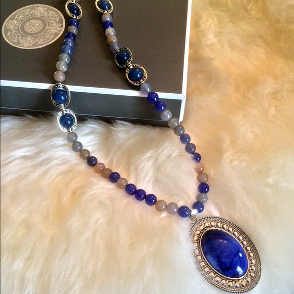 ⚜️Blue Belle ~ Pendant Necklace⚜️ - Picture 3 of 6