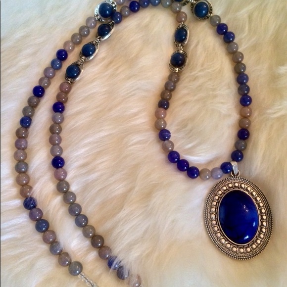 ⚜️Blue Belle ~ Pendant Necklace⚜️ - Picture 6 of 6