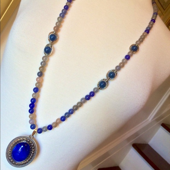 ⚜️Blue Belle ~ Pendant Necklace⚜️ - Picture 5 of 6