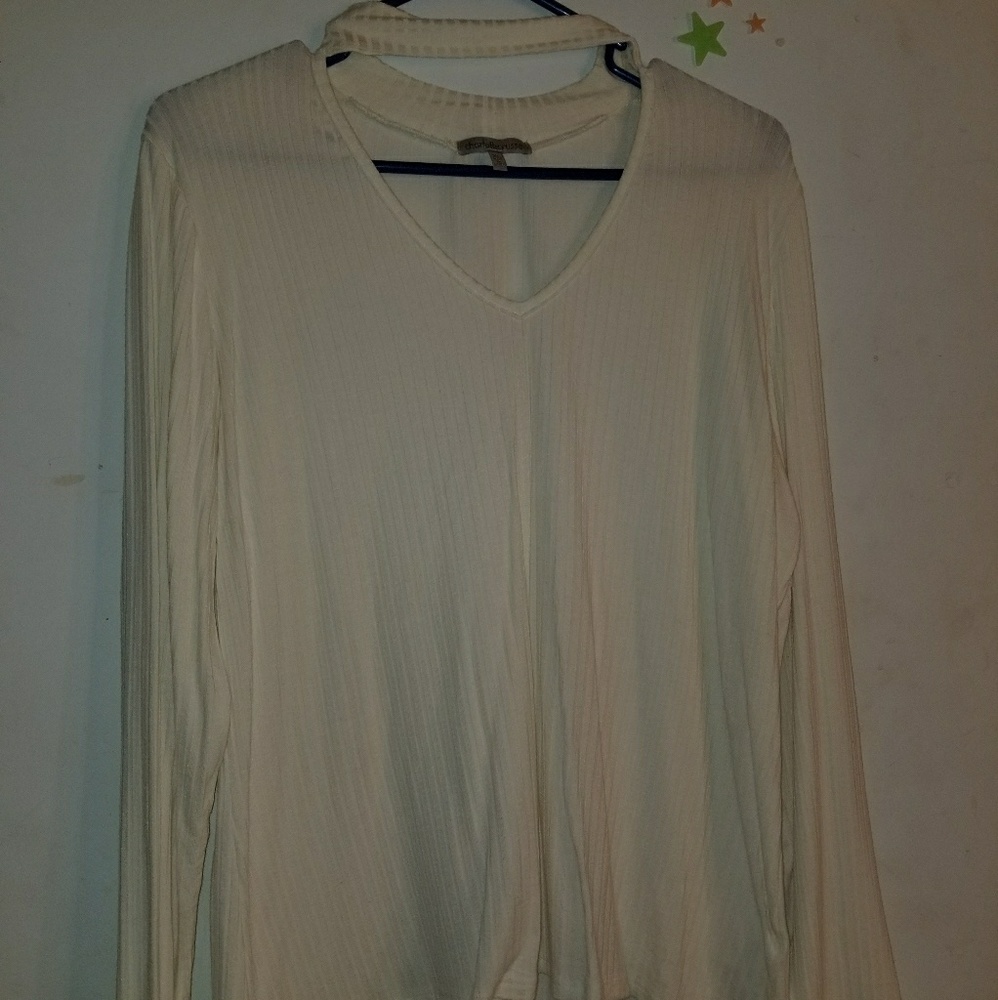 Long sleeve with choker