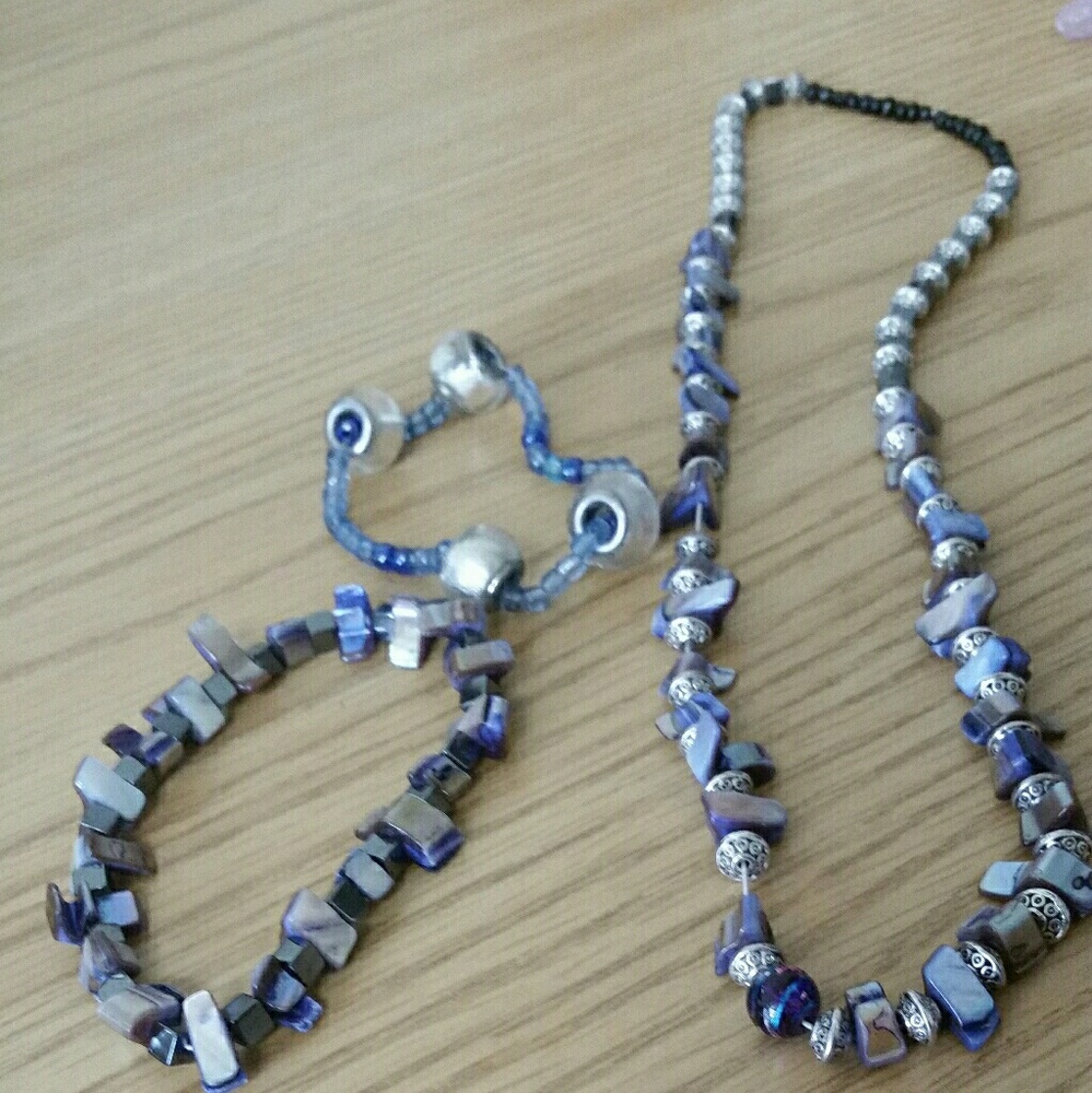 Dark Abalone shards necklace and bracelets (2)