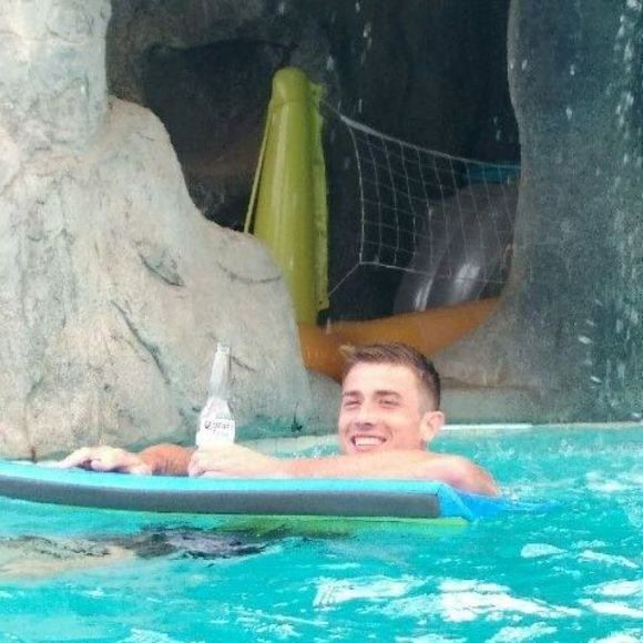 Meet your Posher, Eric - Picture 1 of 1