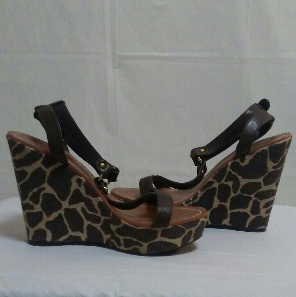 Women Shoes  Ralph Lauren  size 8B