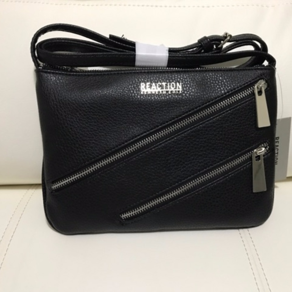 NWT AUTHENTIC KENNETH COLE REACTION CROSS BODY BAG