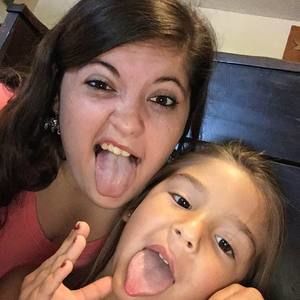 Meet your Posher, Rebekah