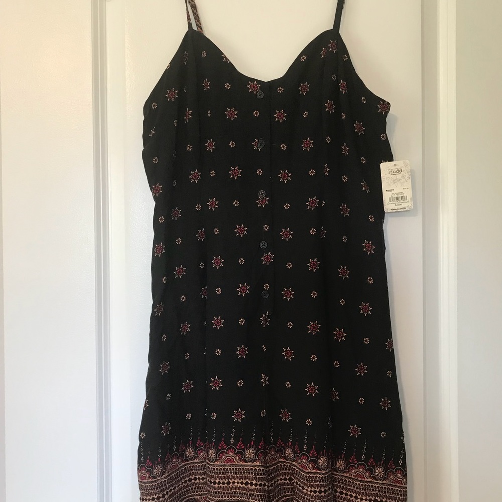 NWT Mudd Black print romper.