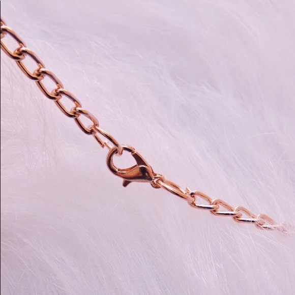 Gorgeous ♡ Crystal Lace Top - Picture 5 of 7