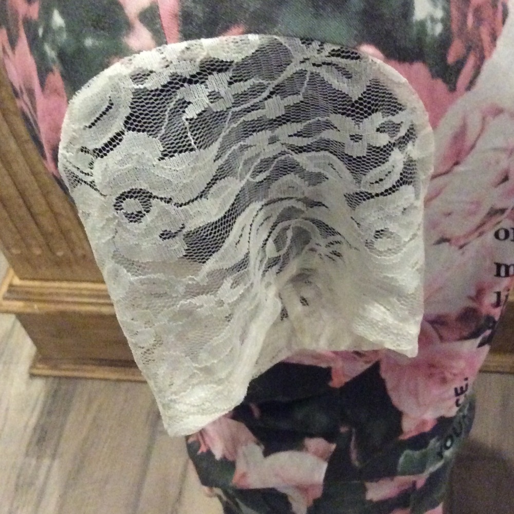 Guess top - Picture 3 of 6