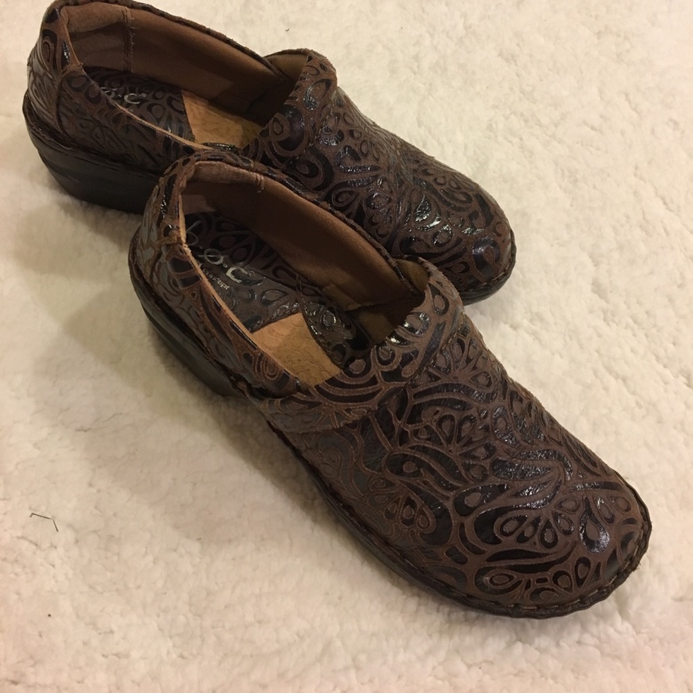 Born clogs, size 9.5
