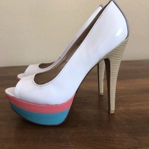 Heels- Never Worn