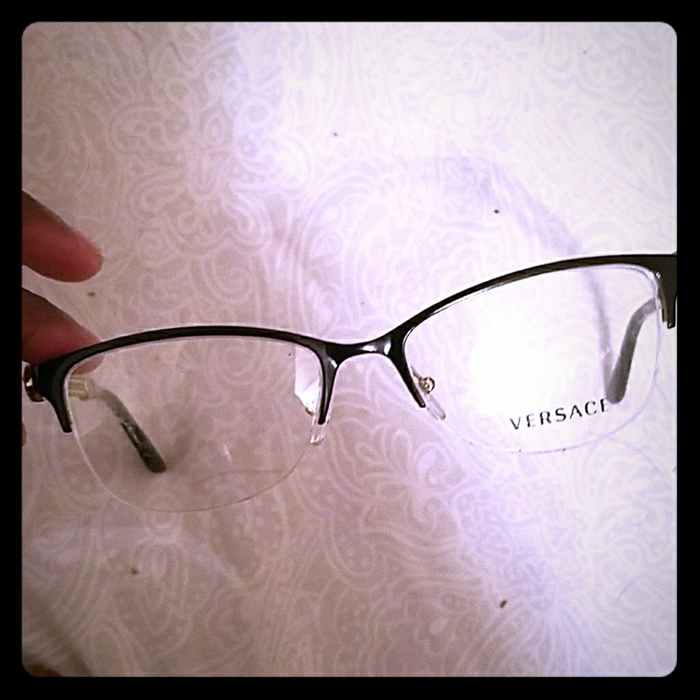 GORGEOUS Versace glasses