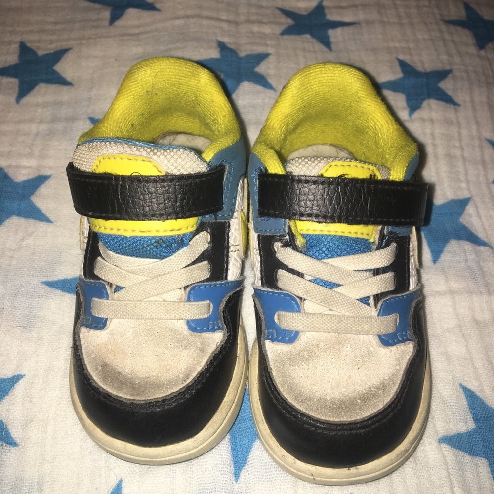 ❌SOLD Well loved play shoes