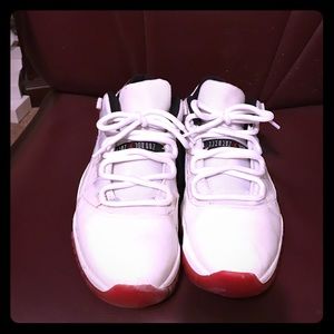 Air Jordan 11 Low Cherry/Red Bottom Size 11