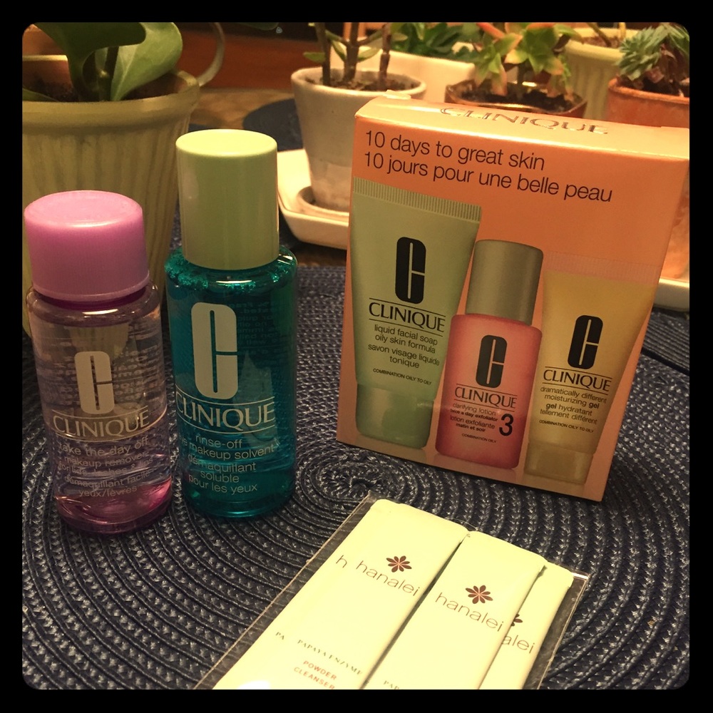 Skincare bundle - Clinique and hanalei