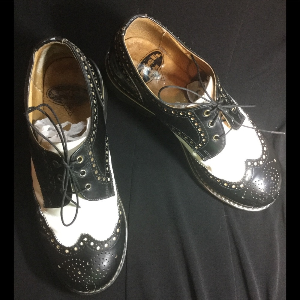 John Fluevog Angels wingtip brogues. Men’s 9.5