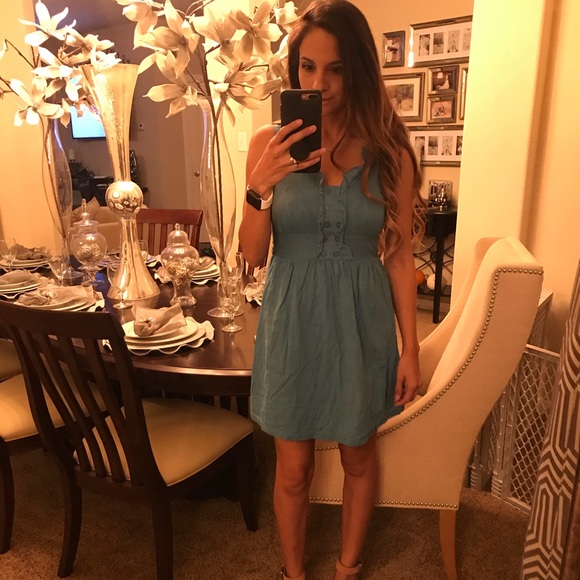 Dress - Picture 1 of 3
