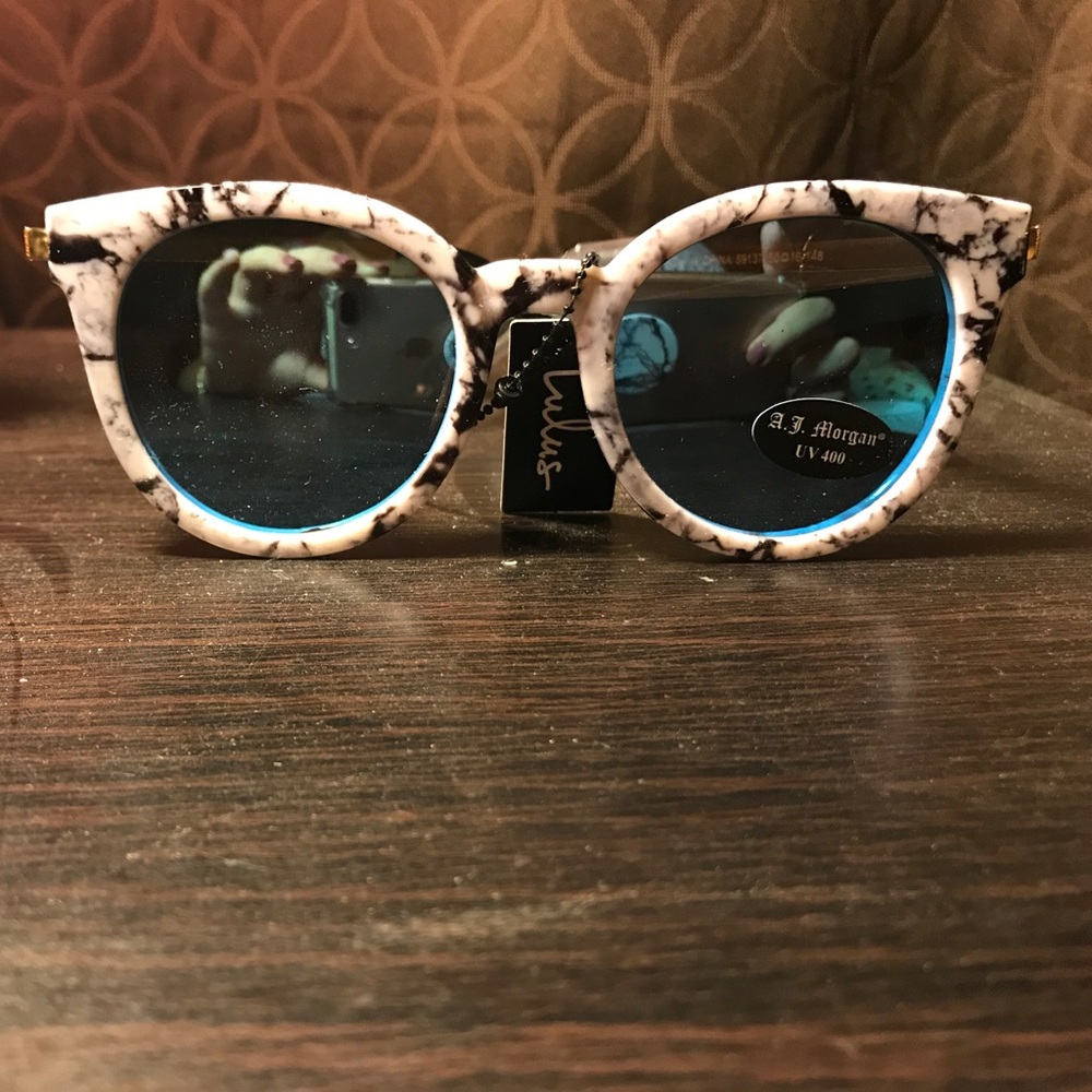 Mirrored blue sunglasses