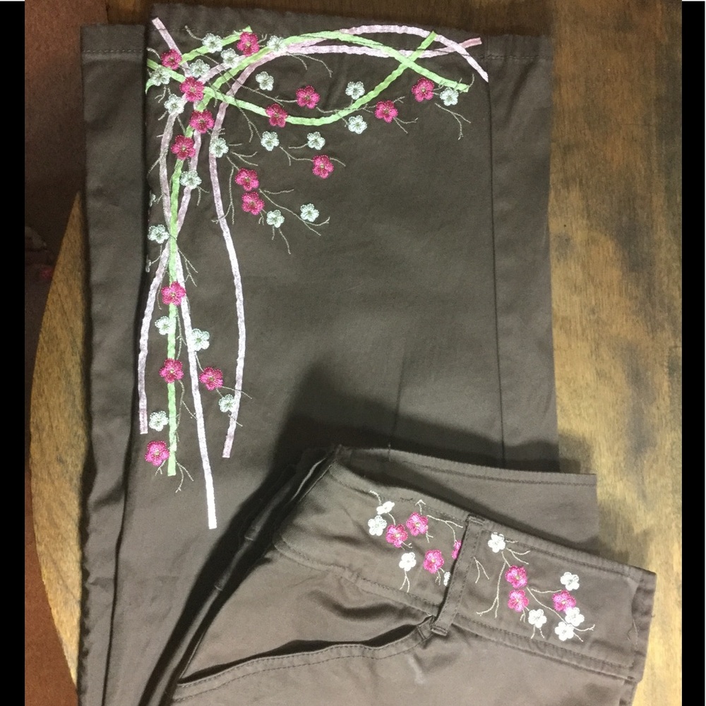 Venezia capris size 16