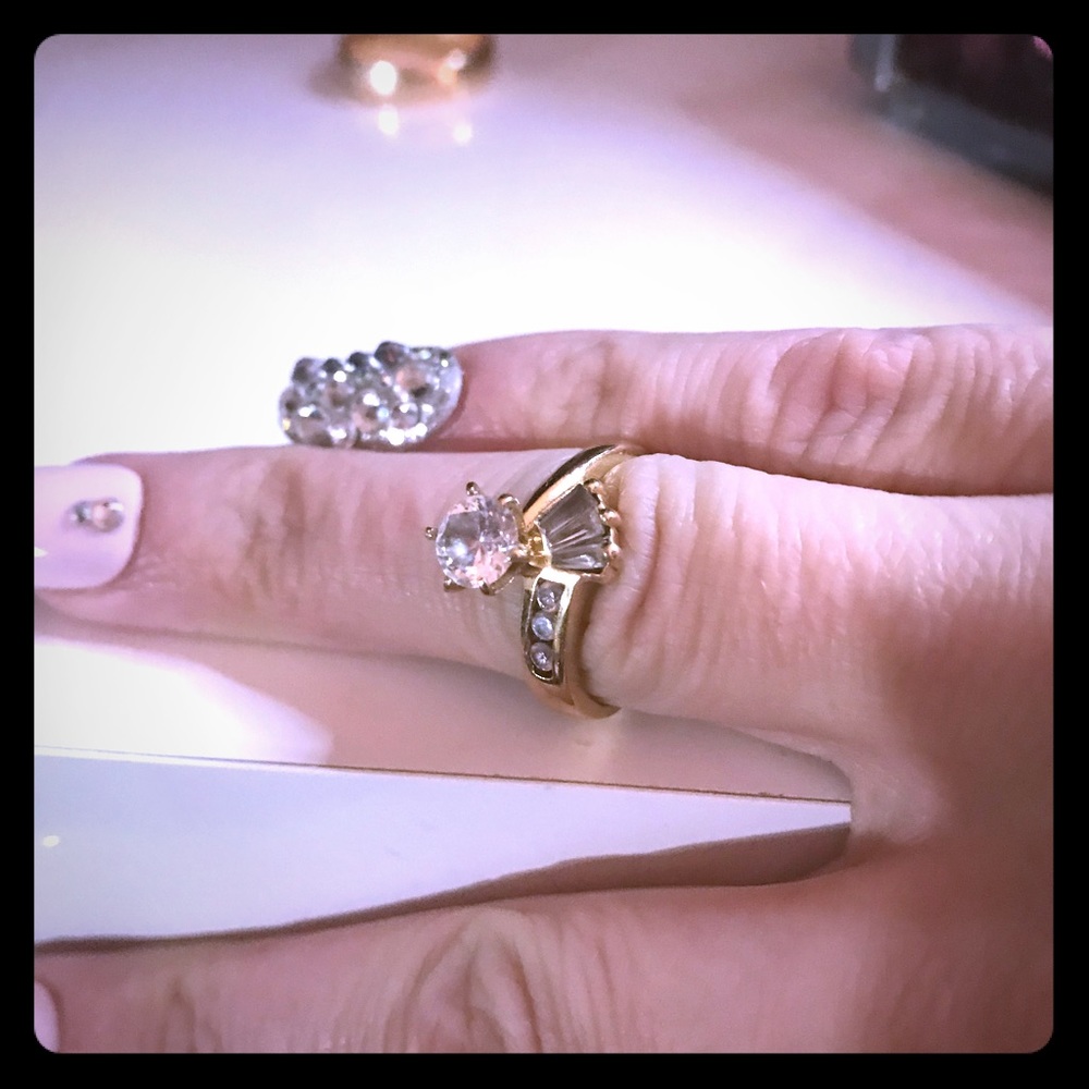 Getting divorced must sale ASAP 😬 both 24k