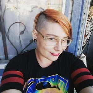 Meet your Posher, Ashlee