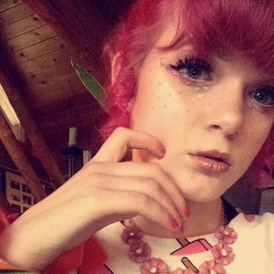 Meet your Posher, Katelyn