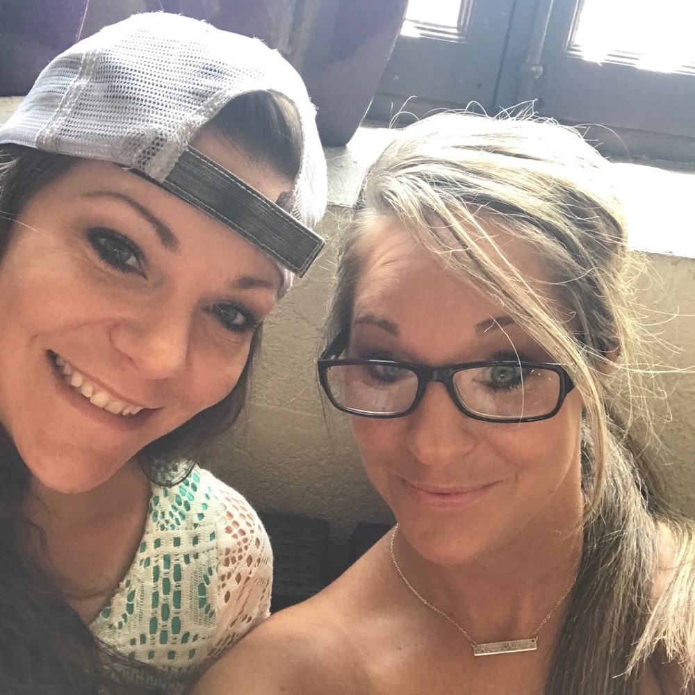 Meet your Posher, Melissa