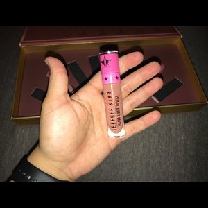 Jeffrey Star Liquid Lipstick— CELEBRITY SKIN