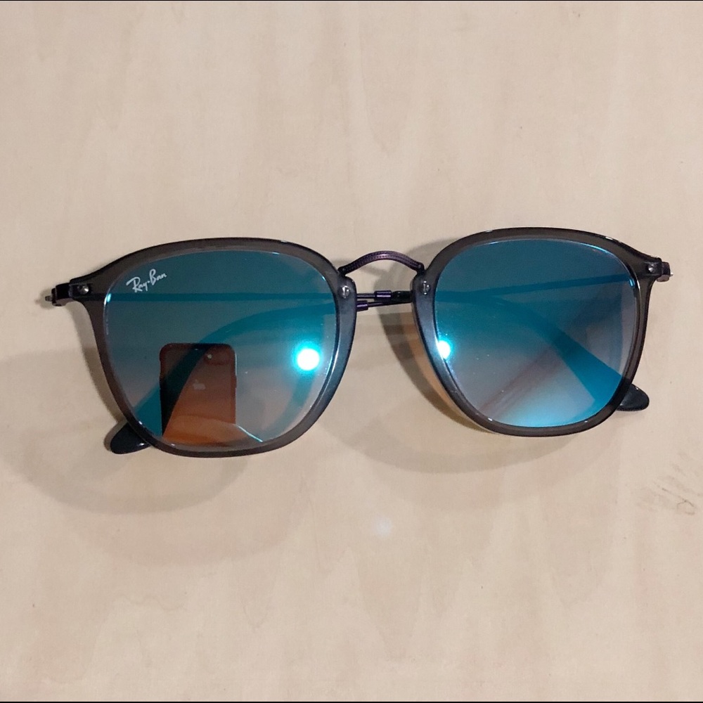 Ray Ban RB2448N sunglasses