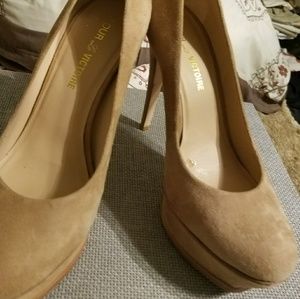 💞  Pour la Victoire shoes