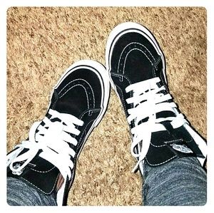 Vans Dolphin Beach Skate Hi...very loved!