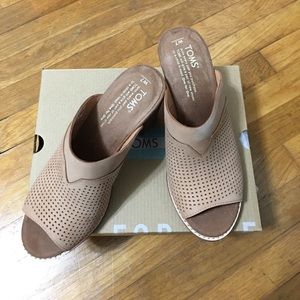TOMS mules