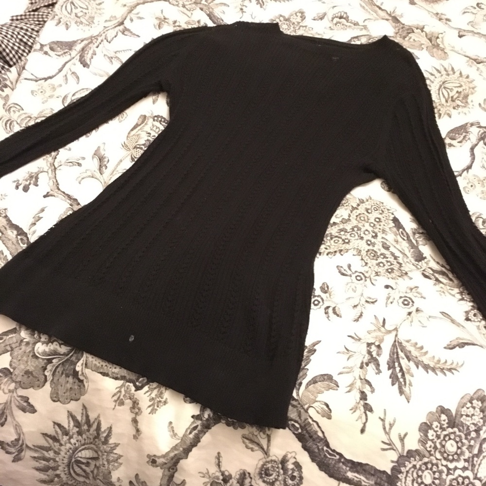 Delicate black long sleeve