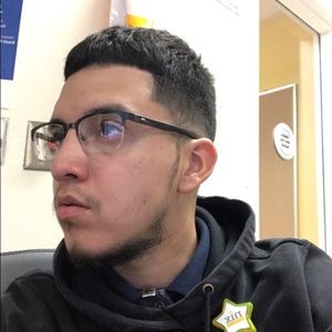 Meet your Posher, Fabian