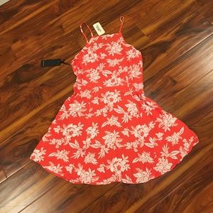NWT Forever21 Hawaiian Dress, Size M