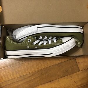 NWB chucks