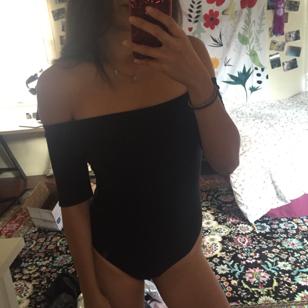 cold off shoulder bodysuit