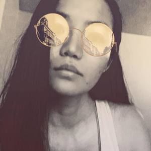 Meet your Posher, Sherry