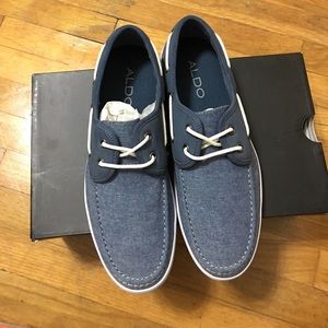 NWB boat shoes
