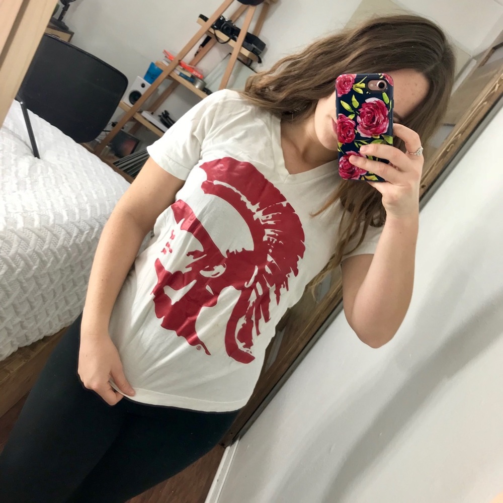 Trojan metallic print vneck tee