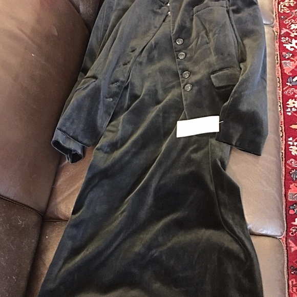 NWT Velvet Skirt Suit - Picture 4 of 4