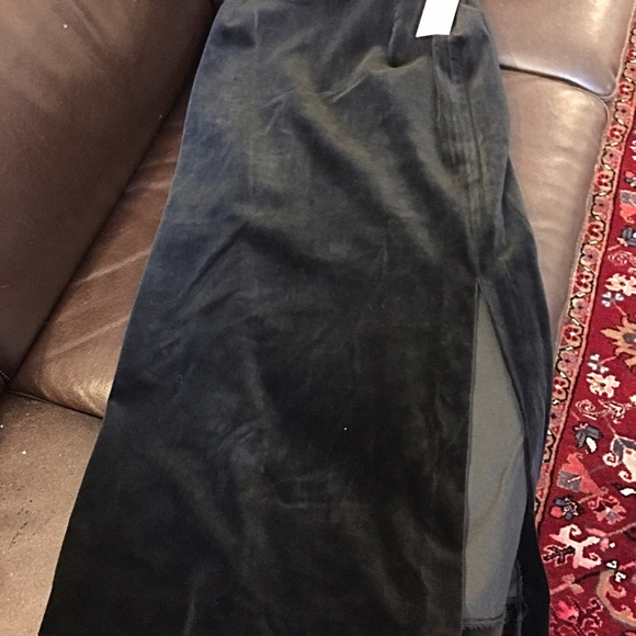 NWT Velvet Skirt Suit - Picture 3 of 4