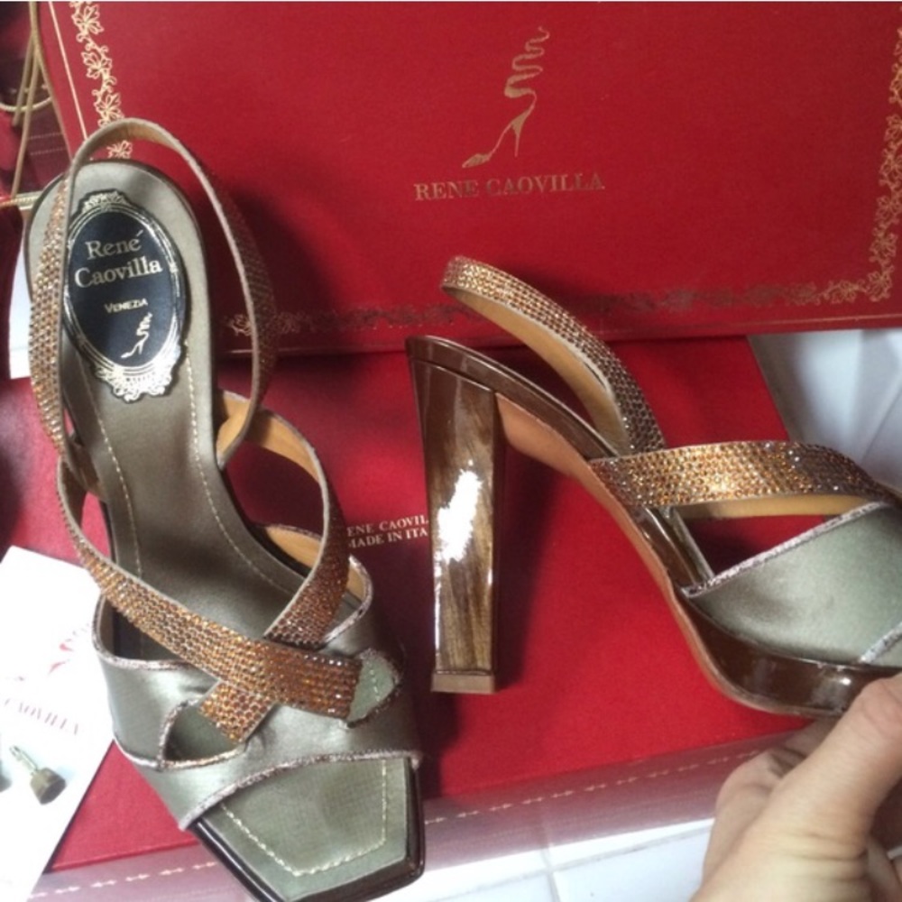 Rene Caovilla Swarovsky Gold Tone & Patent Platform 6