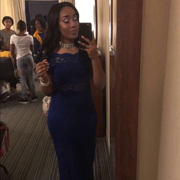 Dress - Picture 4 of 5